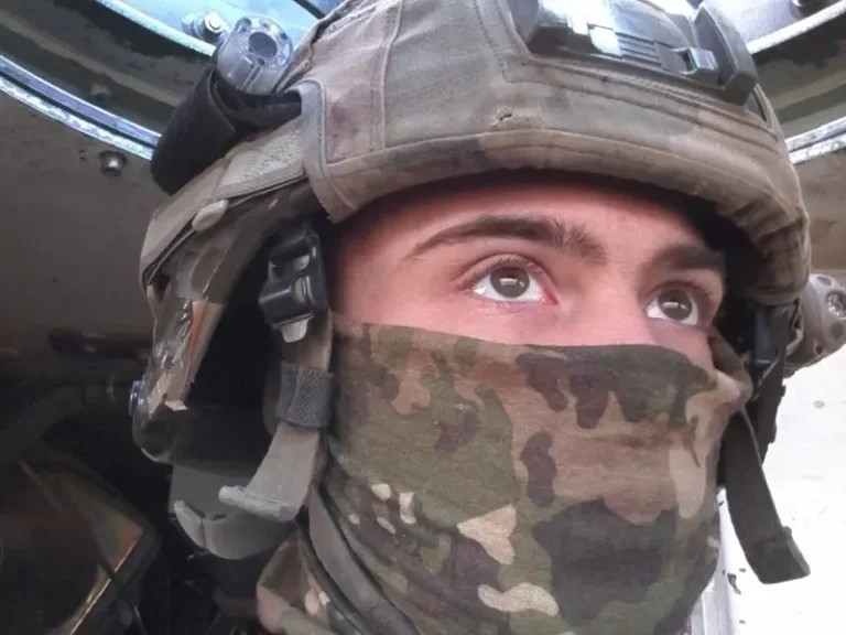 Aurélien Dhaussy - Servir, comme un héritage